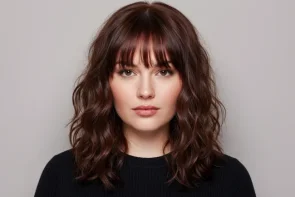 Best Medium-Length Haircuts For Chubby Faces: Style Guide
